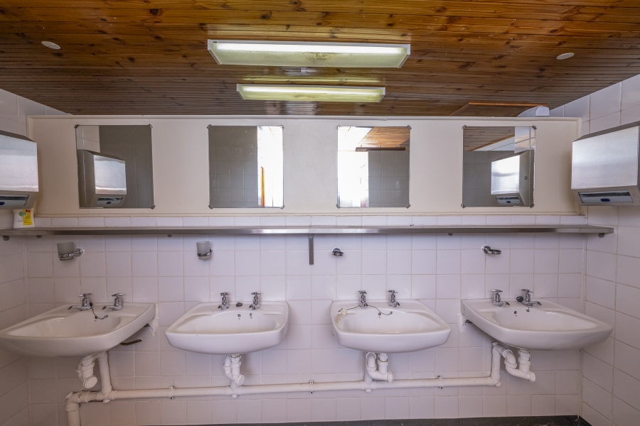 18 Bedroom Property for Sale in Stellenbosch Farms Western Cape